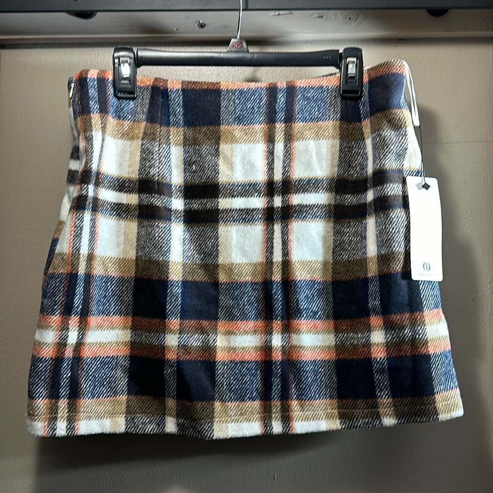 NWT plaid skirt